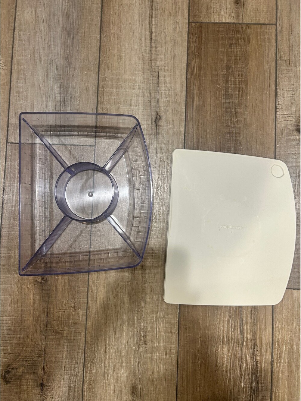 Longaberger Serv it Up Lidded Divided Protector Plastic Container Clear Insert